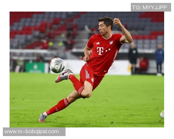 莱万重返德甲对决旧主拜仁球迷愤怒嘘声不断直指忘恩负义